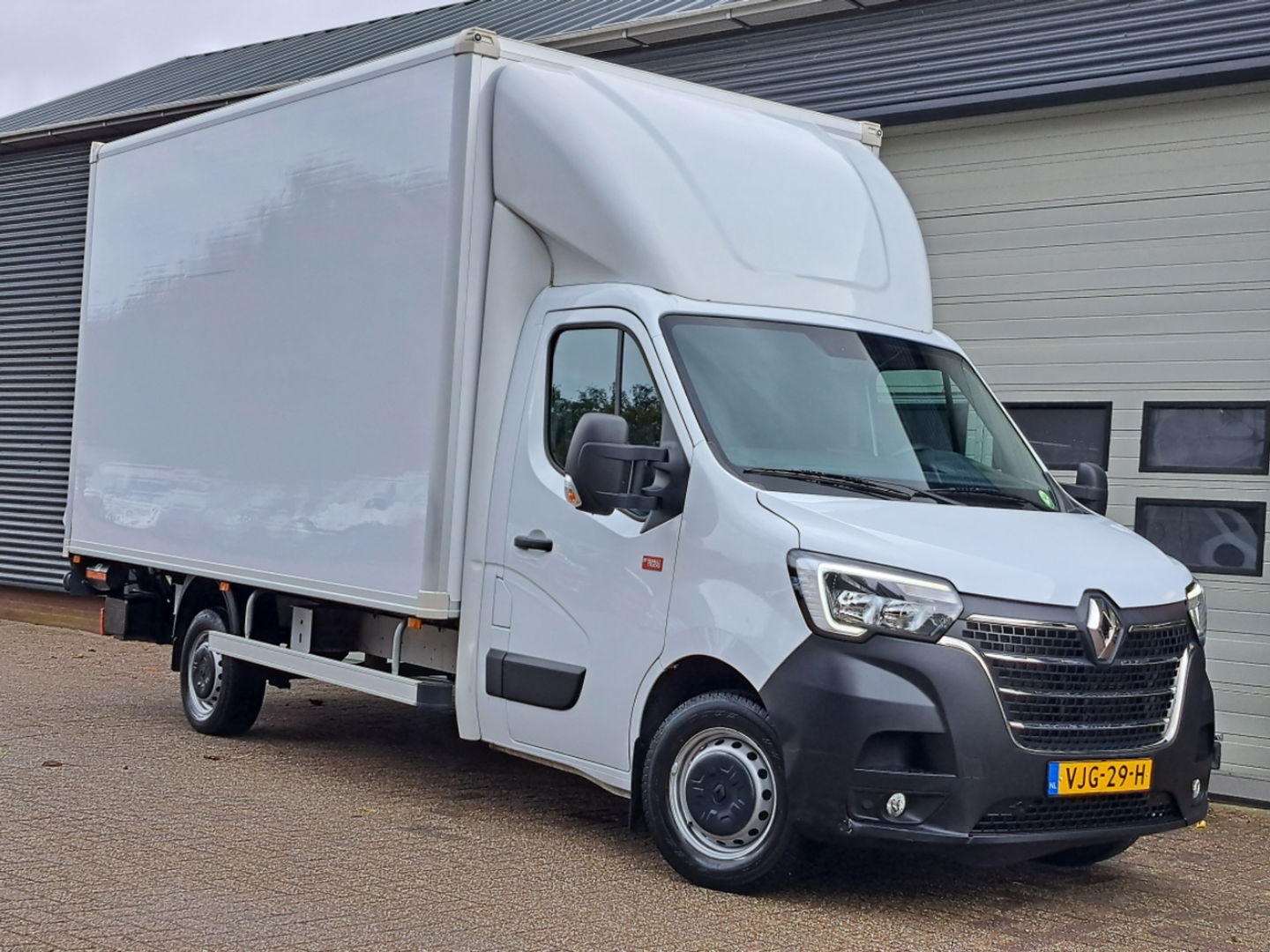 Renault Master T35 2.3 dCi 150pk Euro 6 Automaat Bakwagen - Dhollandia - 2,5t Kg Trekhaak - Cruise