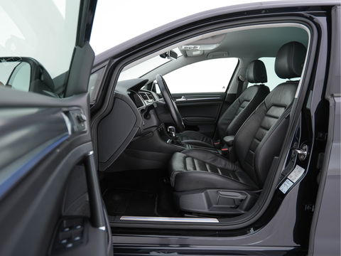 Volkswagen e-Golf E-DITION {SOH-84%} (INCL-BTW) Aut.*HEAT-PUMP | LUXURY-LEATHER | FULL-LED | DIGI-COCKPIT | NAVI-FULLMAP | HEATED-SPORTSEATS | CAMERA | DAB+ | AMBIENT-LIGHT | PRIVACY-GLASS | CCS-FASTLOADER | 16''ALU*