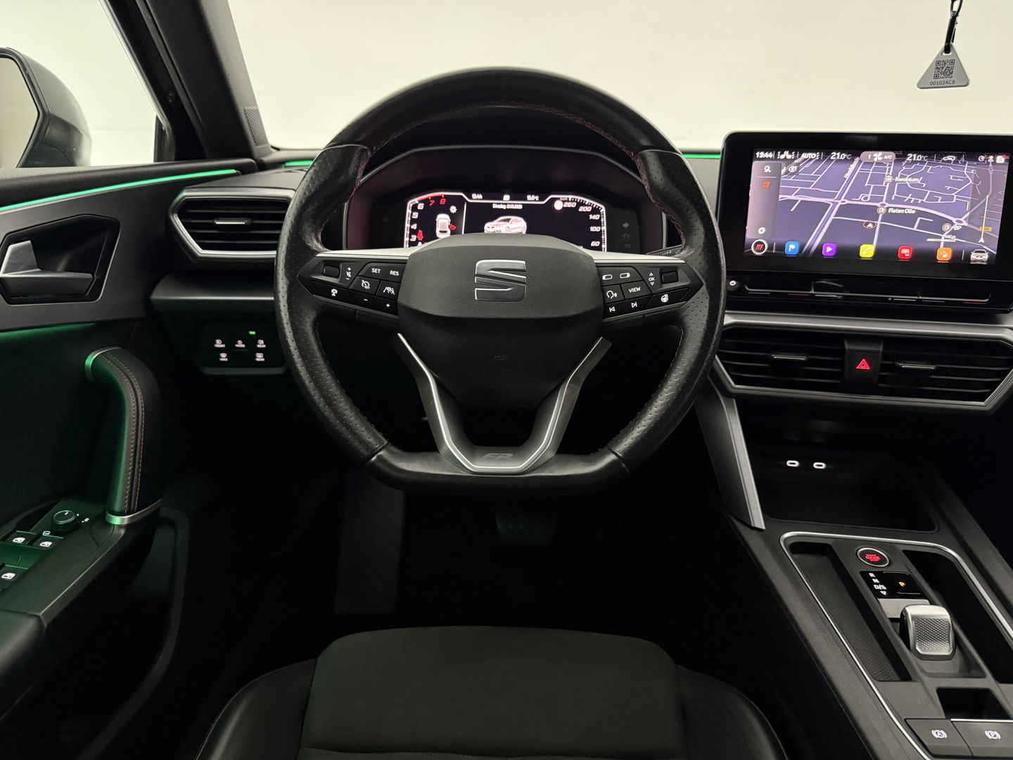 SEAT Leon 1.5 eTSI FR Launch Edition | Sfeerverl. | Virtual | Memory | Carplay | Parkeersens. | Winterpakket