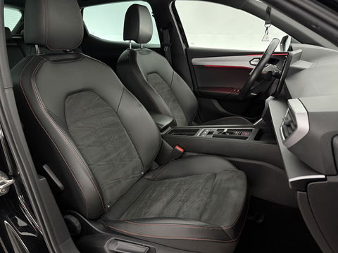 SEAT Leon 1.5 eTSI FR Launch Edition | Sfeerverl. | Virtual | Memory | Carplay | Parkeersens. | Winterpakket