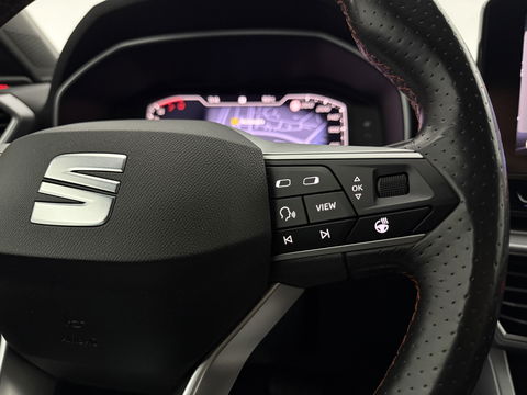 SEAT Leon 1.5 eTSI FR Launch Edition | Sfeerverl. | Virtual | Memory | Carplay | Parkeersens. | Winterpakket