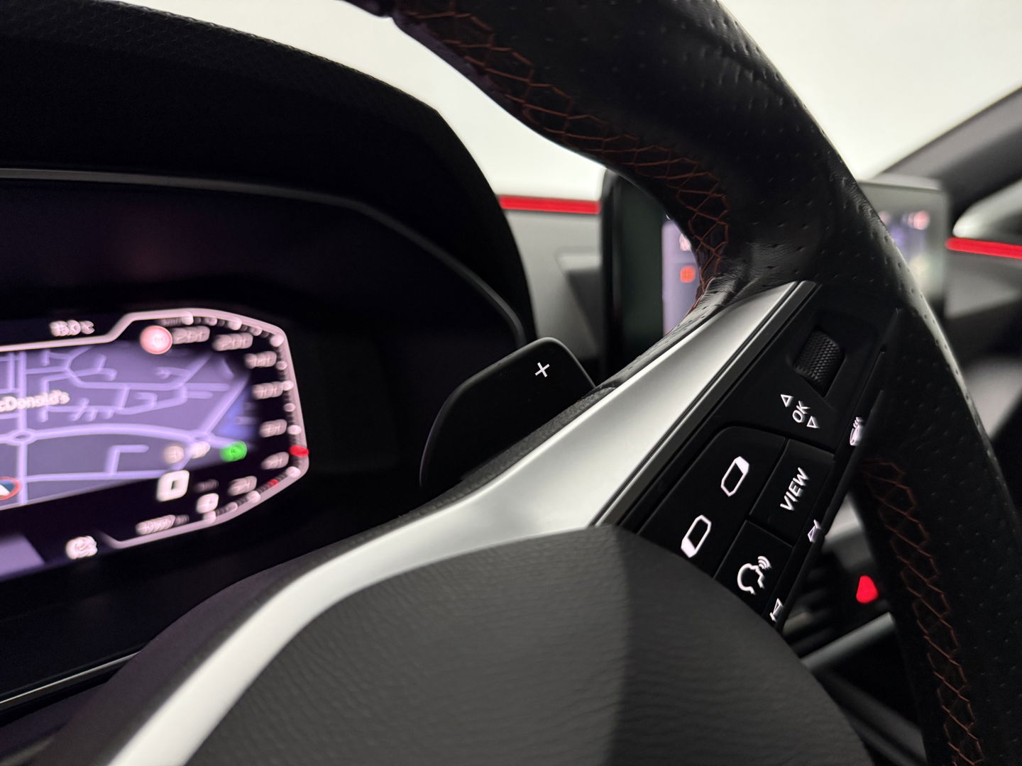 SEAT Leon 1.5 eTSI FR Launch Edition | Sfeerverl. | Virtual | Memory | Carplay | Parkeersens. | Winterpakket