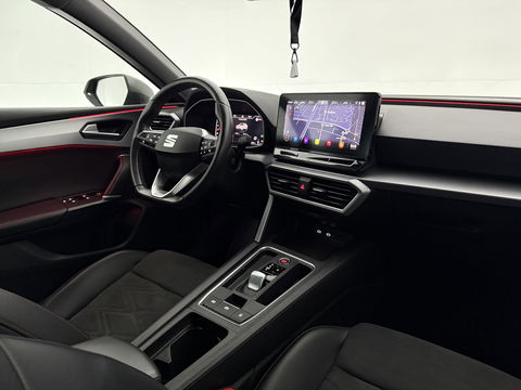 SEAT Leon 1.5 eTSI FR Launch Edition | Sfeerverl. | Virtual | Memory | Carplay | Parkeersens. | Winterpakket