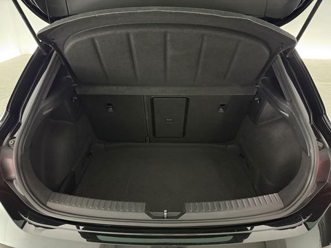 SEAT Leon 1.5 eTSI FR Launch Edition | Sfeerverl. | Virtual | Memory | Carplay | Parkeersens. | Winterpakket