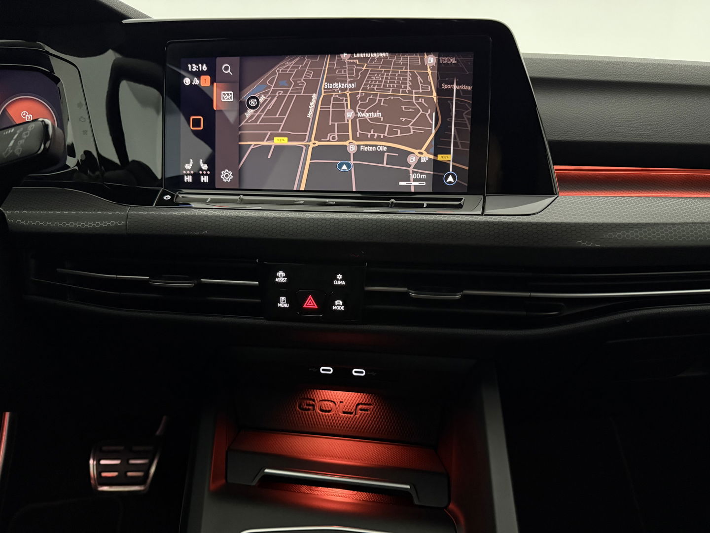 Volkswagen Golf 2.0 TSI 245PK GTI | Camera | HuD | H/K | Virtual | Keyless | Sfeer | Carplay | Winterpakket