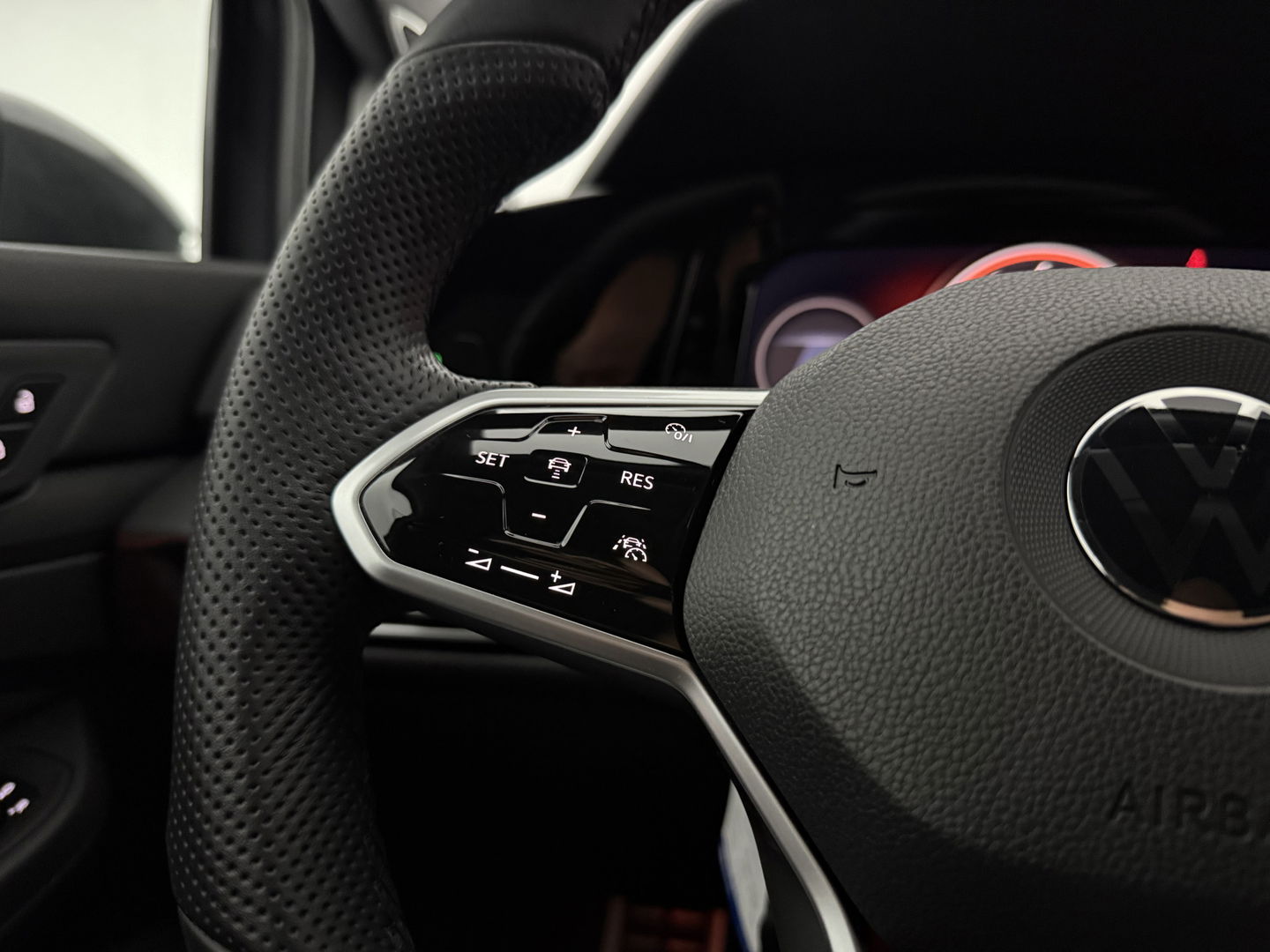 Volkswagen Golf 2.0 TSI 245PK GTI | Camera | HuD | H/K | Virtual | Keyless | Sfeer | Carplay | Winterpakket