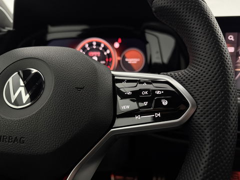 Volkswagen Golf 2.0 TSI 245PK GTI | Camera | HuD | H/K | Virtual | Keyless | Sfeer | Carplay | Winterpakket