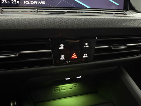 Volkswagen Golf 2.0 TSI 245PK GTI | Camera | HuD | H/K | Virtual | Keyless | Sfeer | Carplay | Winterpakket
