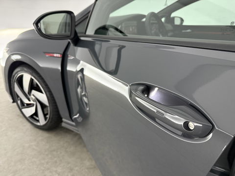 Volkswagen Golf 2.0 TSI 245PK GTI | Camera | HuD | H/K | Virtual | Keyless | Sfeer | Carplay | Winterpakket
