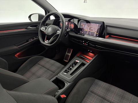 Volkswagen Golf 2.0 TSI 245PK GTI | Camera | HuD | H/K | Virtual | Keyless | Sfeer | Carplay | Winterpakket