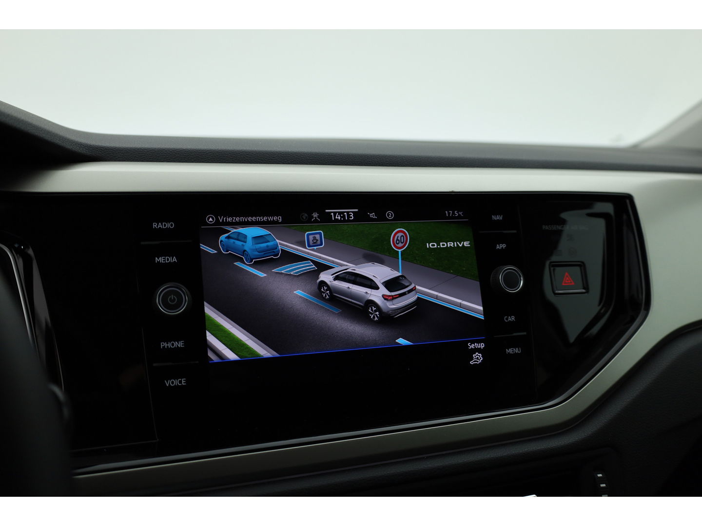 Volkswagen Taigo 1.0 TSI DSG | Navi | Travel Assist | Stoelverw. | Apple CarPlay | PDC