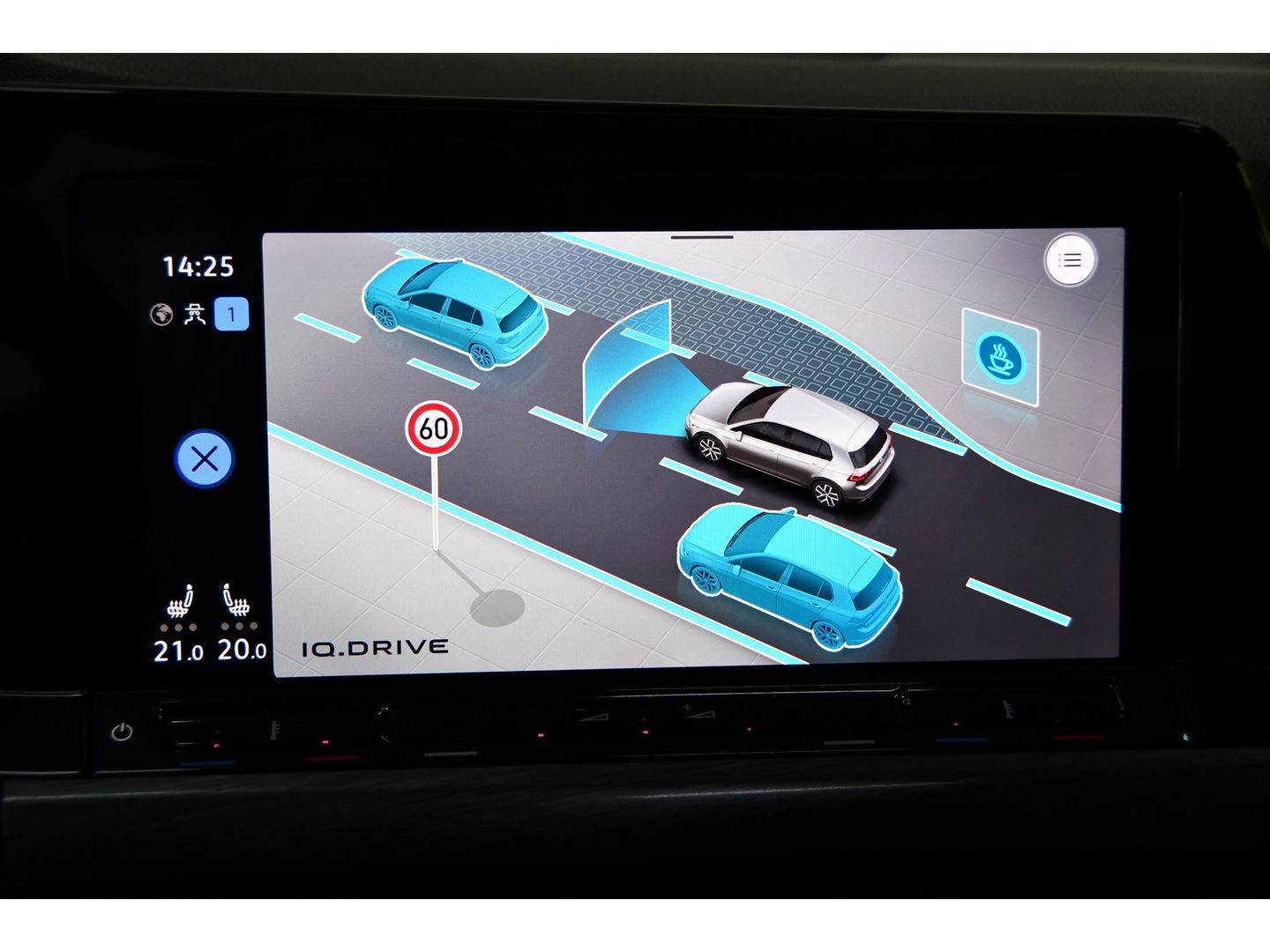 Volkswagen Golf 1.5 eTSI Pano/Memory/Sfeer/Blindspot/Keyless