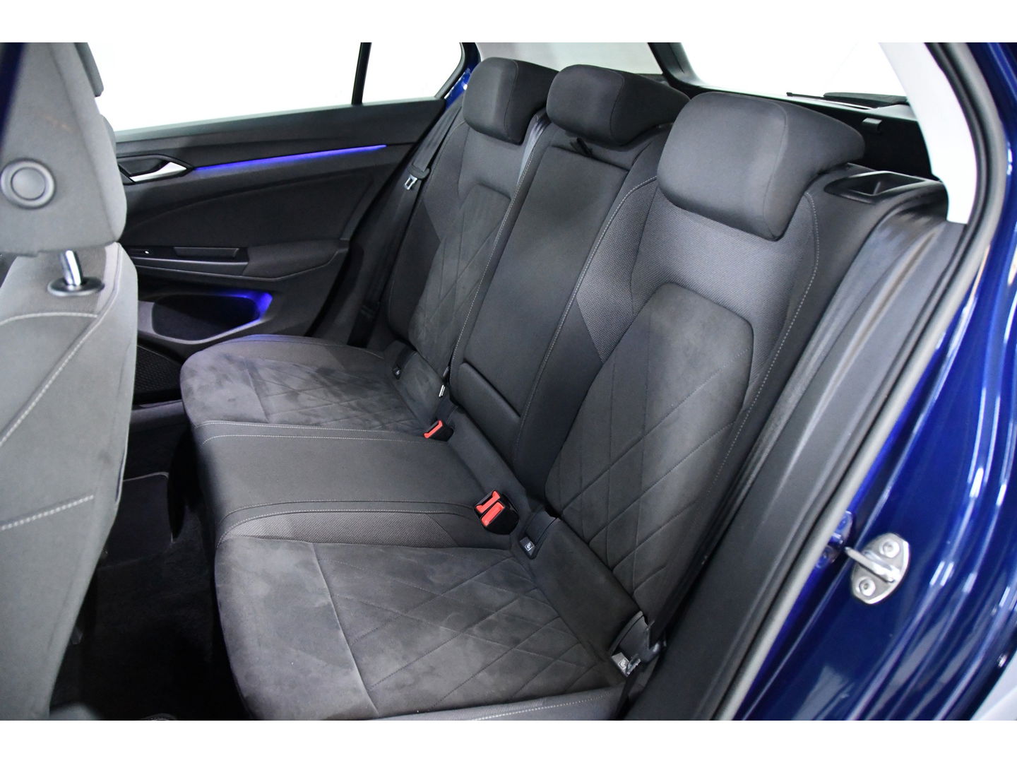 Volkswagen Golf 1.5 eTSI Pano/Memory/Sfeer/Blindspot/Keyless