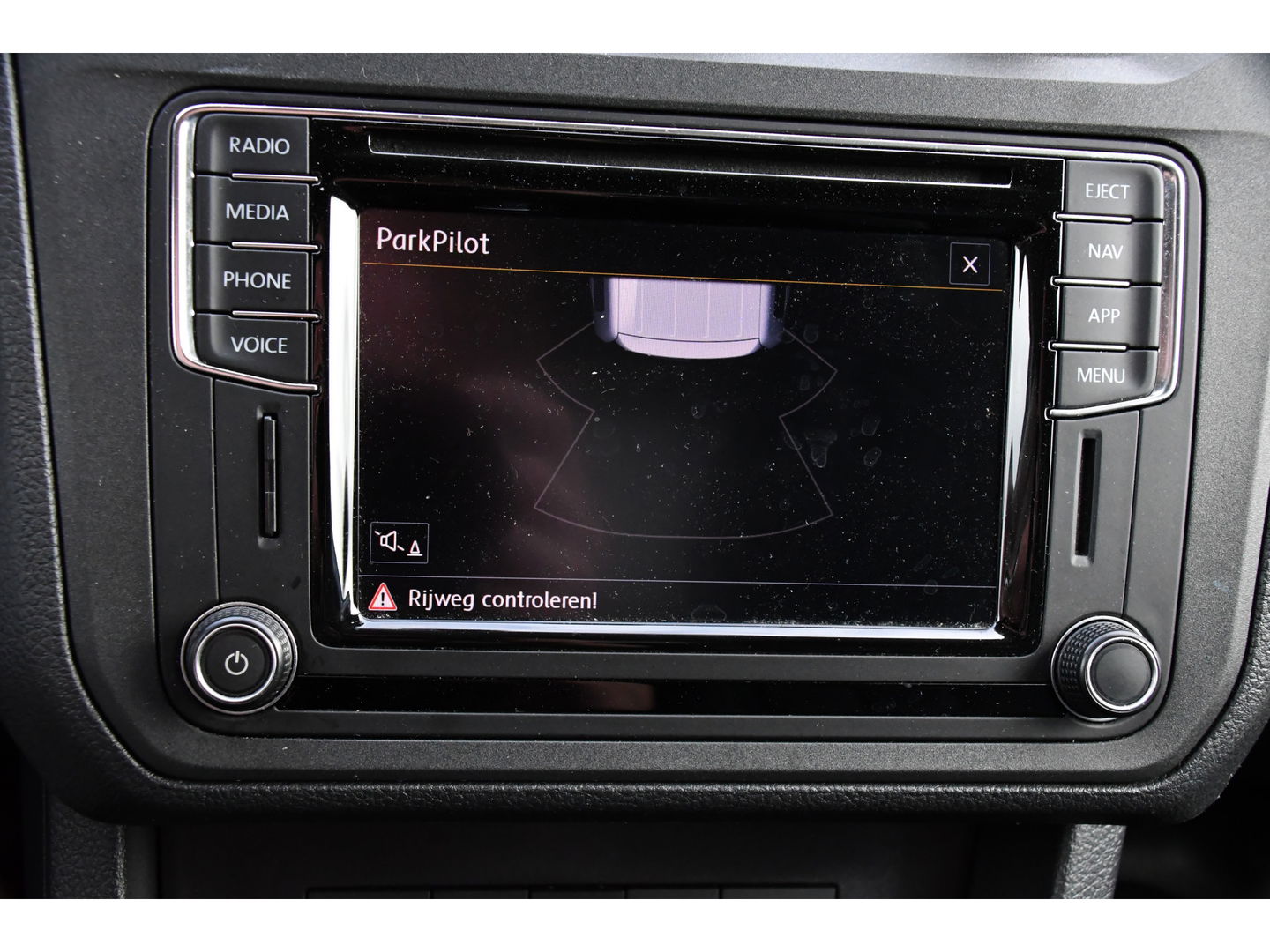 Volkswagen Caddy 2.0 TDI L1H1 Highline 70 years Edition Adaptieve Cruise, LED, 150pk, Carplay, Navi, Leder, Trekhaak, Automaat, Uniek!