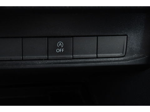 Volkswagen Caddy 2.0 TDI L1H1 Highline 70 years Edition Adaptieve Cruise, LED, 150pk, Carplay, Navi, Leder, Trekhaak, Automaat, Uniek!
