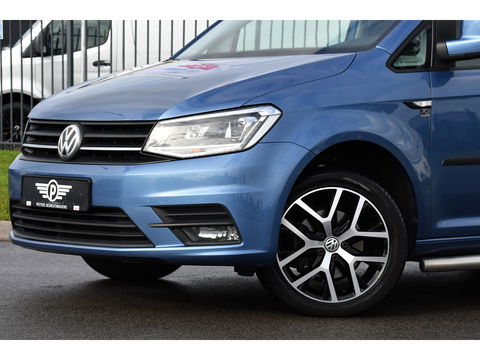 Volkswagen Caddy 2.0 TDI L1H1 Highline 70 years Edition Adaptieve Cruise, LED, 150pk, Carplay, Navi, Leder, Trekhaak, Automaat, Uniek!