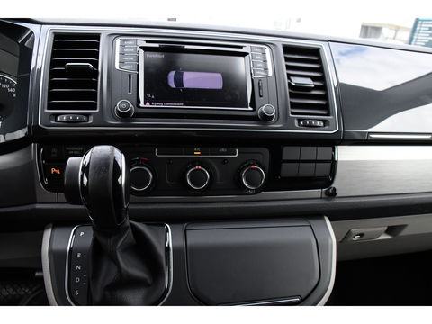 Volkswagen Transporter 2.0 TDI L2H1 PB Edition Adaptieve Cruise, LED, 150pk, Carplay, Sensoren, Trekhaak, Automaat, multimedia, Uniek!