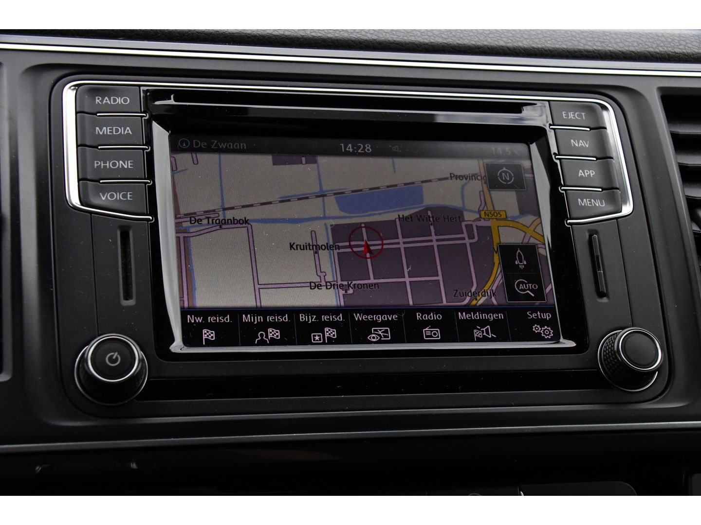 Volkswagen Transporter 2.0 TDI L2H1 PB Edition Adaptieve Cruise, LED, 150pk, Carplay, Sensoren, Trekhaak, Automaat, multimedia, Uniek!