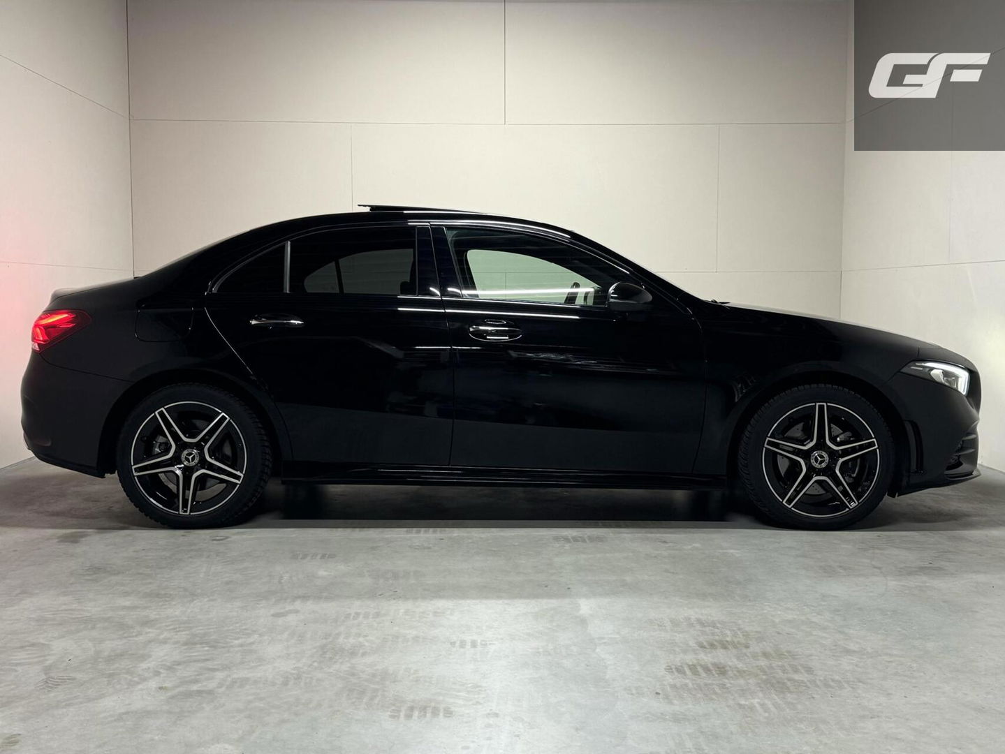Mercedes-Benz A-Klasse 250 e Limo AMG Night Pano Memory Sfeer Carplay NAP