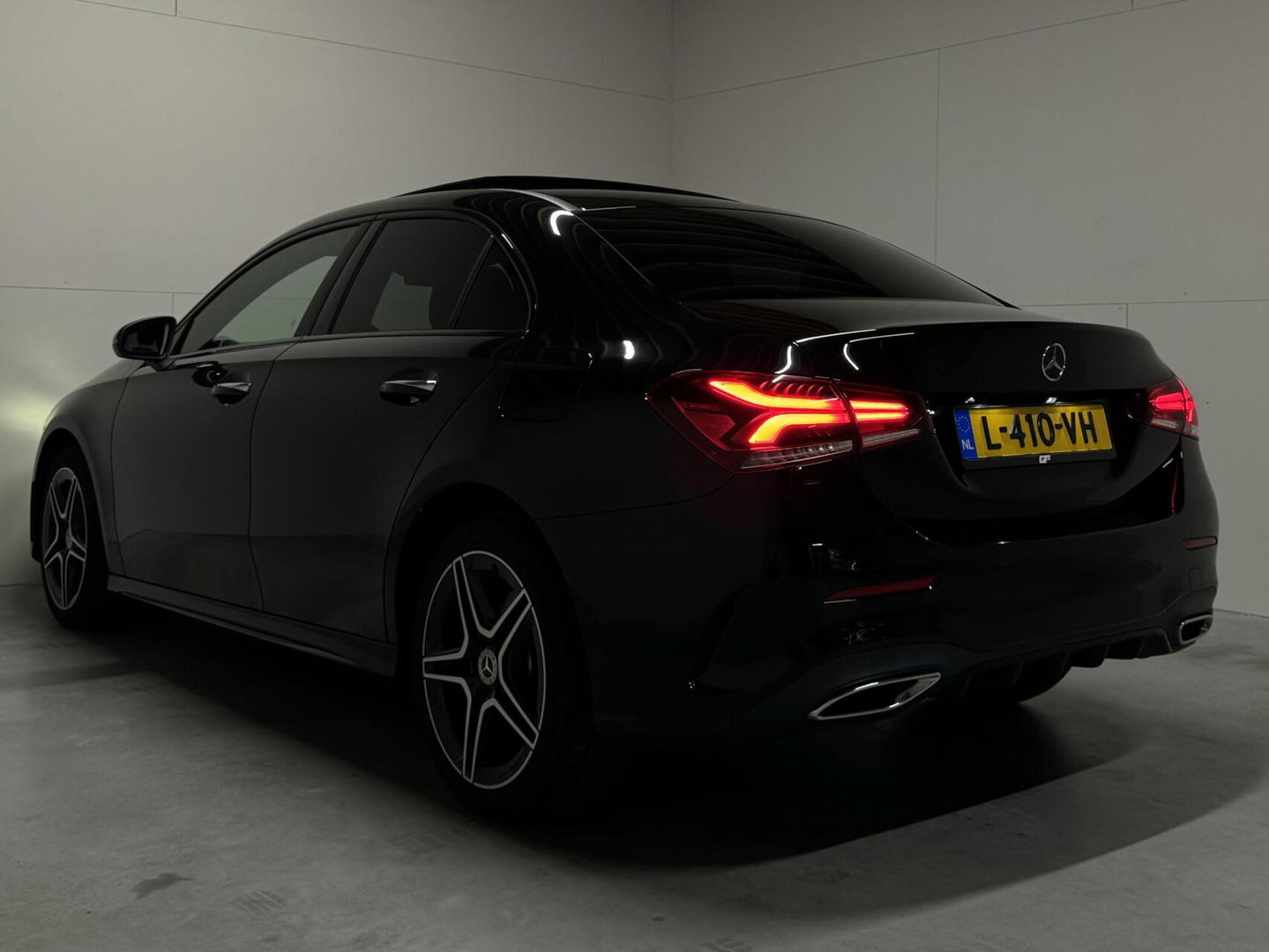 Mercedes-Benz A-Klasse 250 e Limo AMG Night Pano Memory Sfeer Carplay NAP