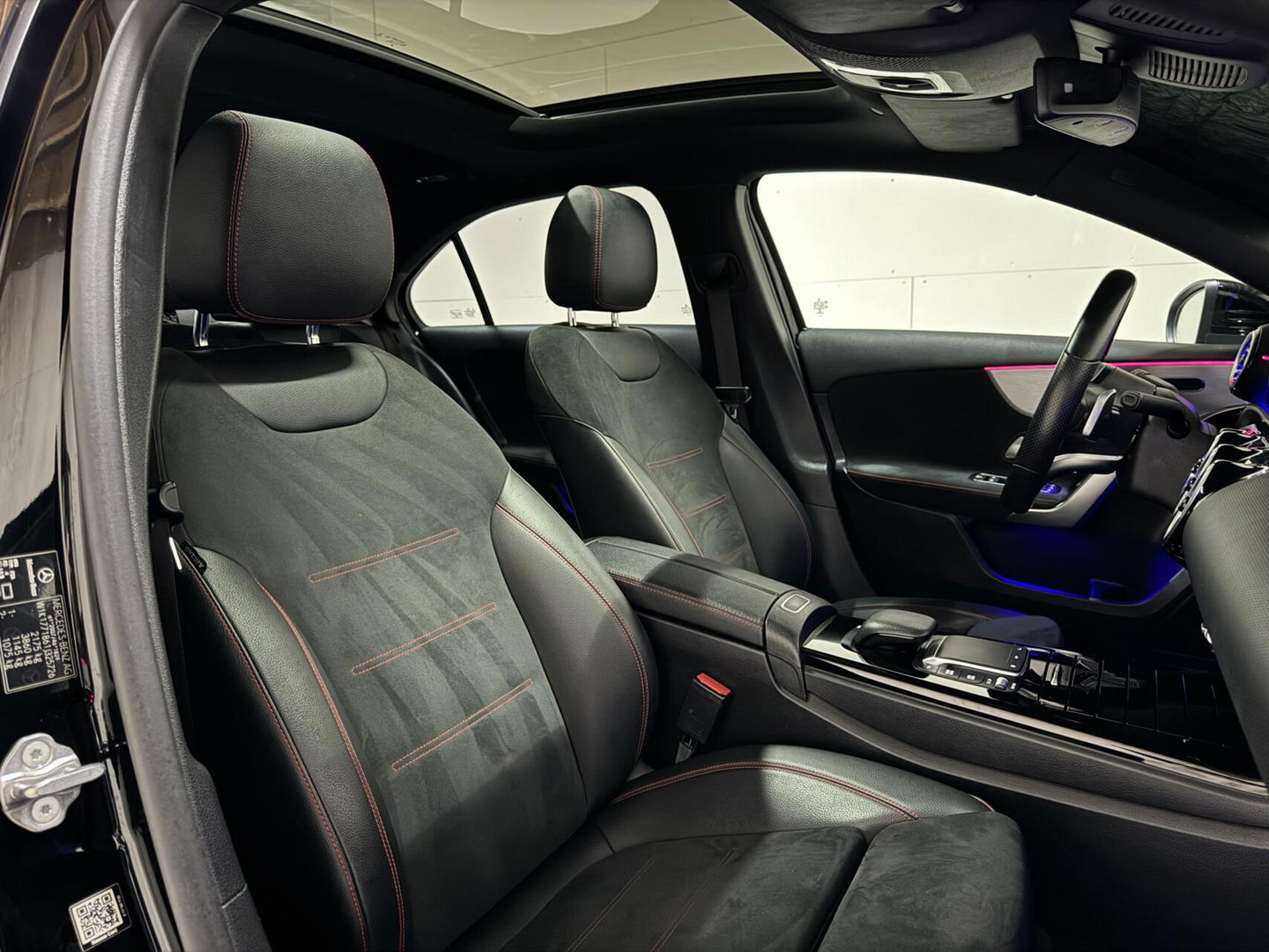 Mercedes-Benz A-Klasse 250 e Limo AMG Night Pano Memory Sfeer Carplay NAP