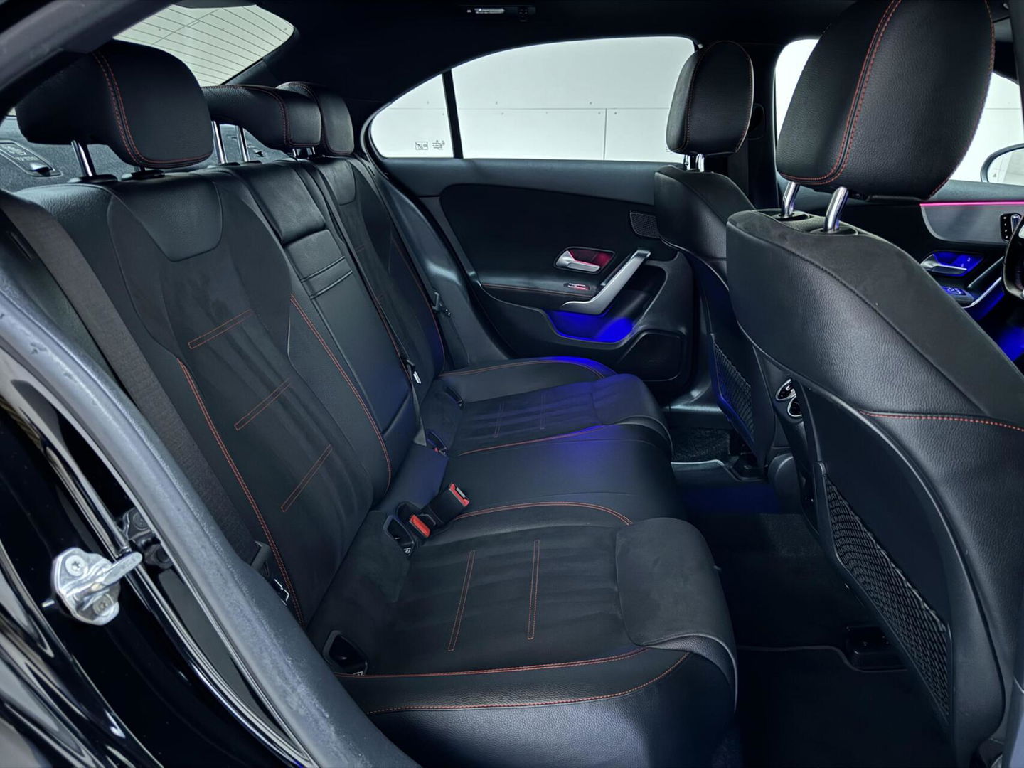 Mercedes-Benz A-Klasse 250 e Limo AMG Night Pano Memory Sfeer Carplay NAP