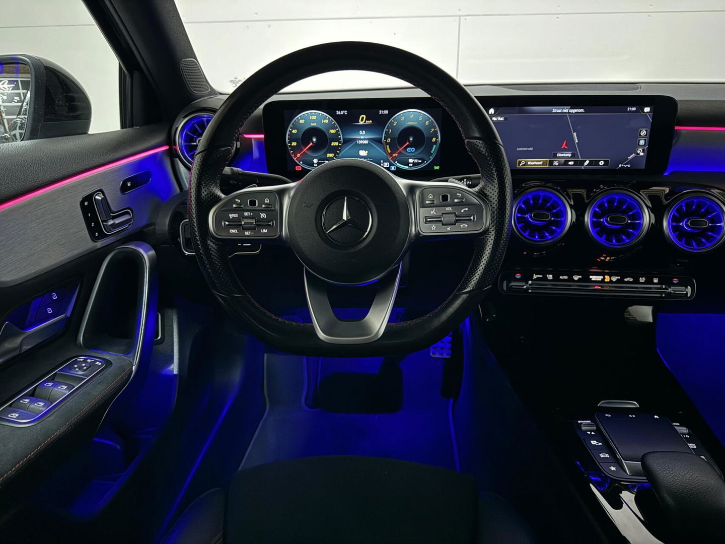 Mercedes-Benz A-Klasse 250 e Limo AMG Night Pano Memory Sfeer Carplay NAP