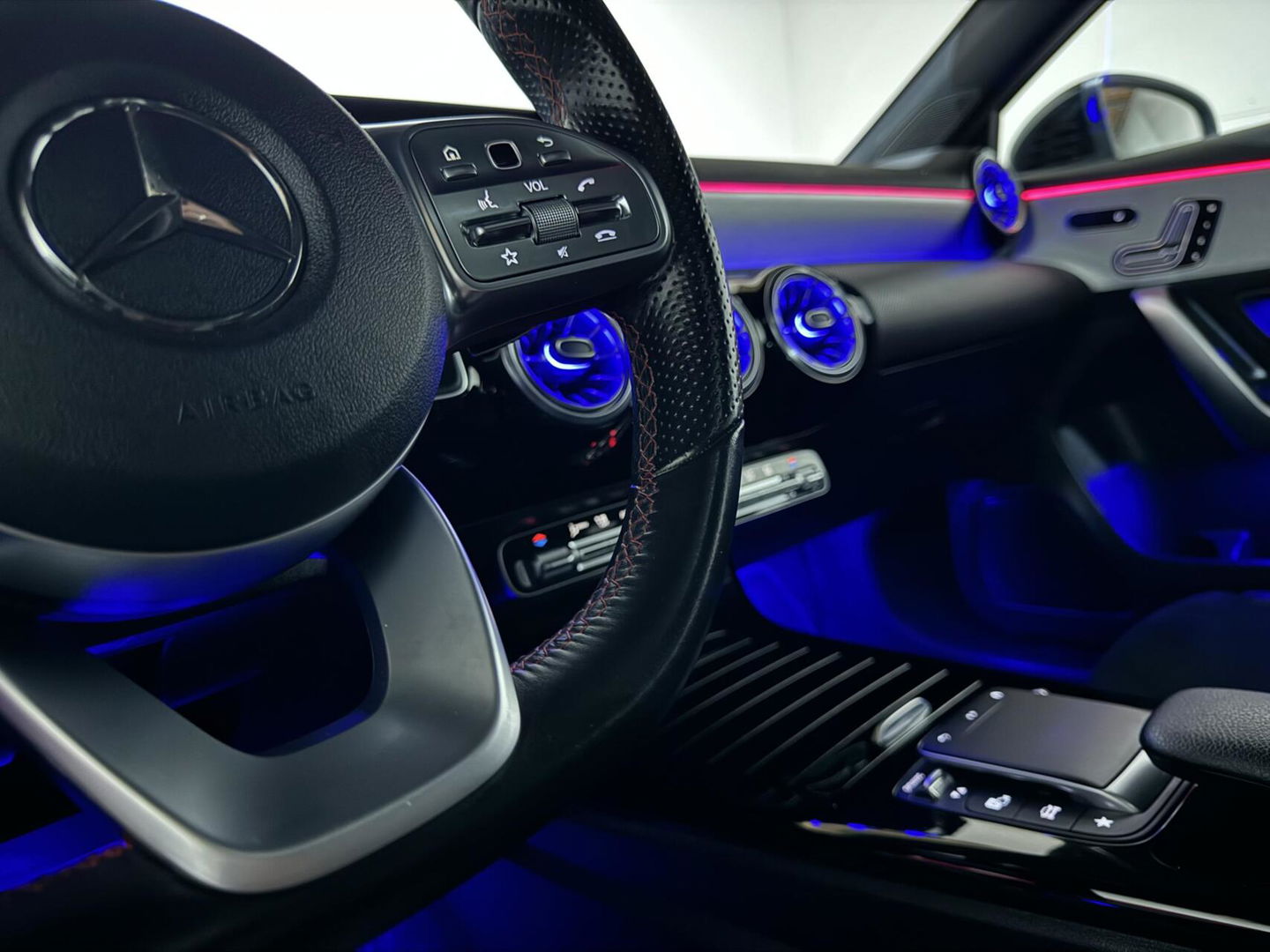 Mercedes-Benz A-Klasse 250 e Limo AMG Night Pano Memory Sfeer Carplay NAP