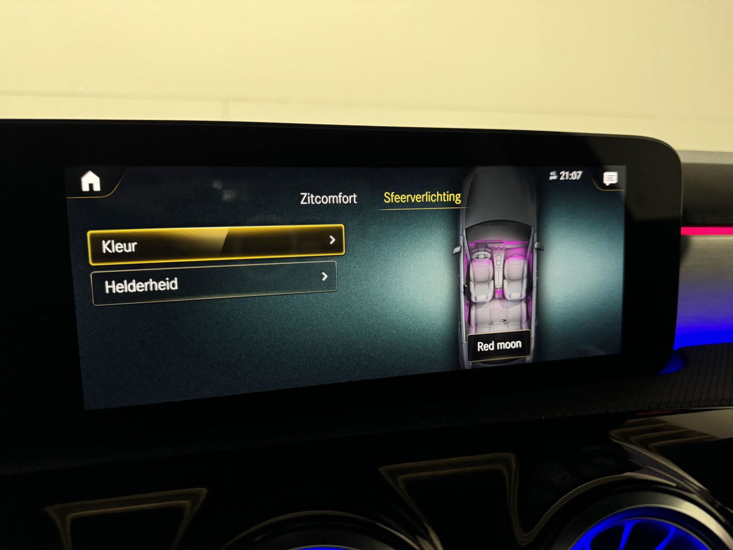 Mercedes-Benz A-Klasse 250 e Limo AMG Night Pano Memory Sfeer Carplay NAP