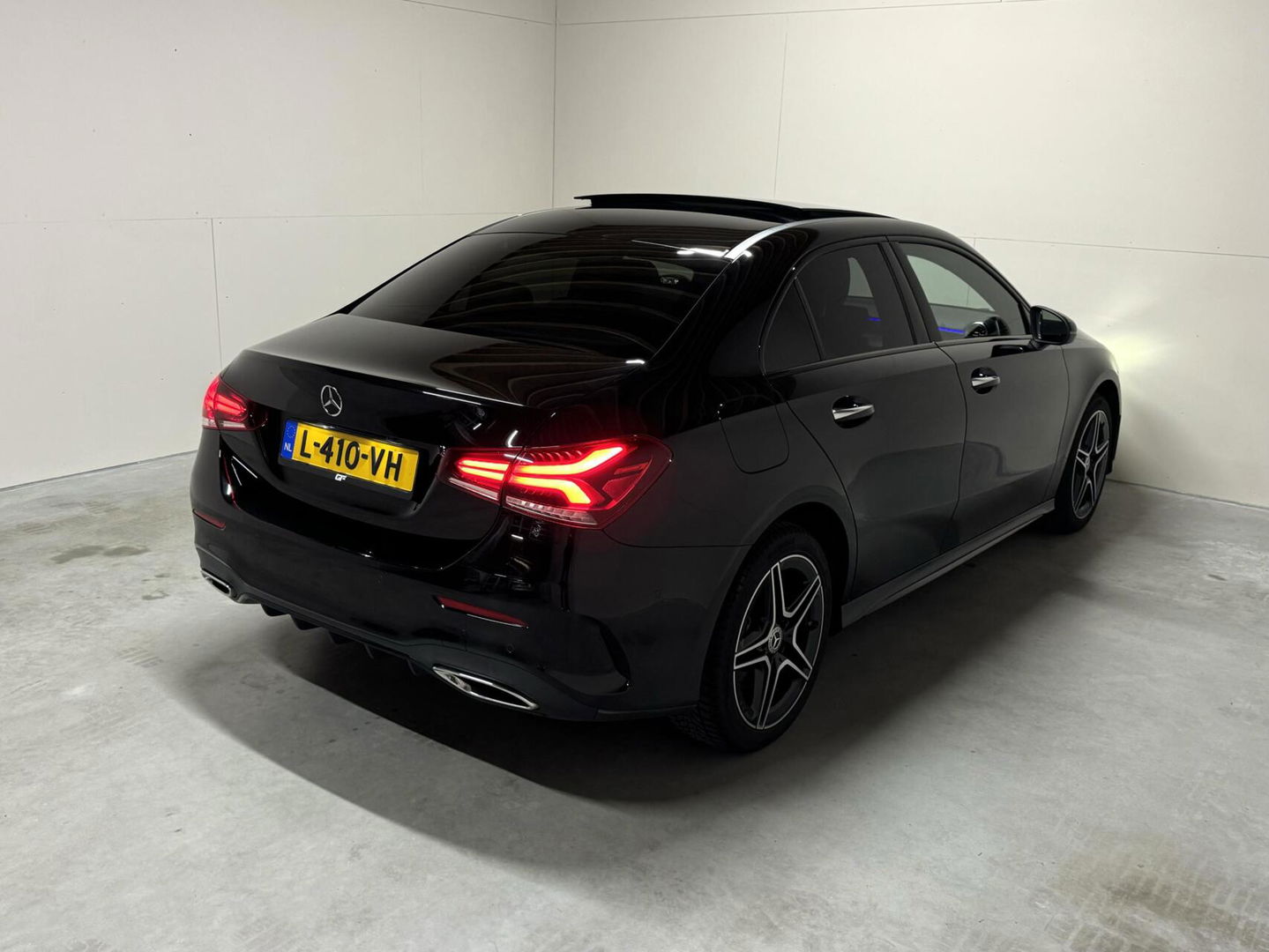 Mercedes-Benz A-Klasse 250 e Limo AMG Night Pano Memory Sfeer Carplay NAP