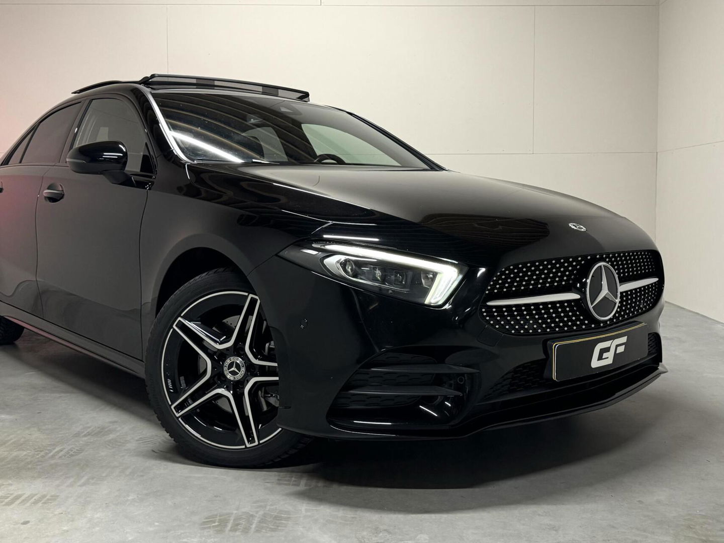 Mercedes-Benz A-Klasse 250 e Limo AMG Night Pano Memory Sfeer Carplay NAP