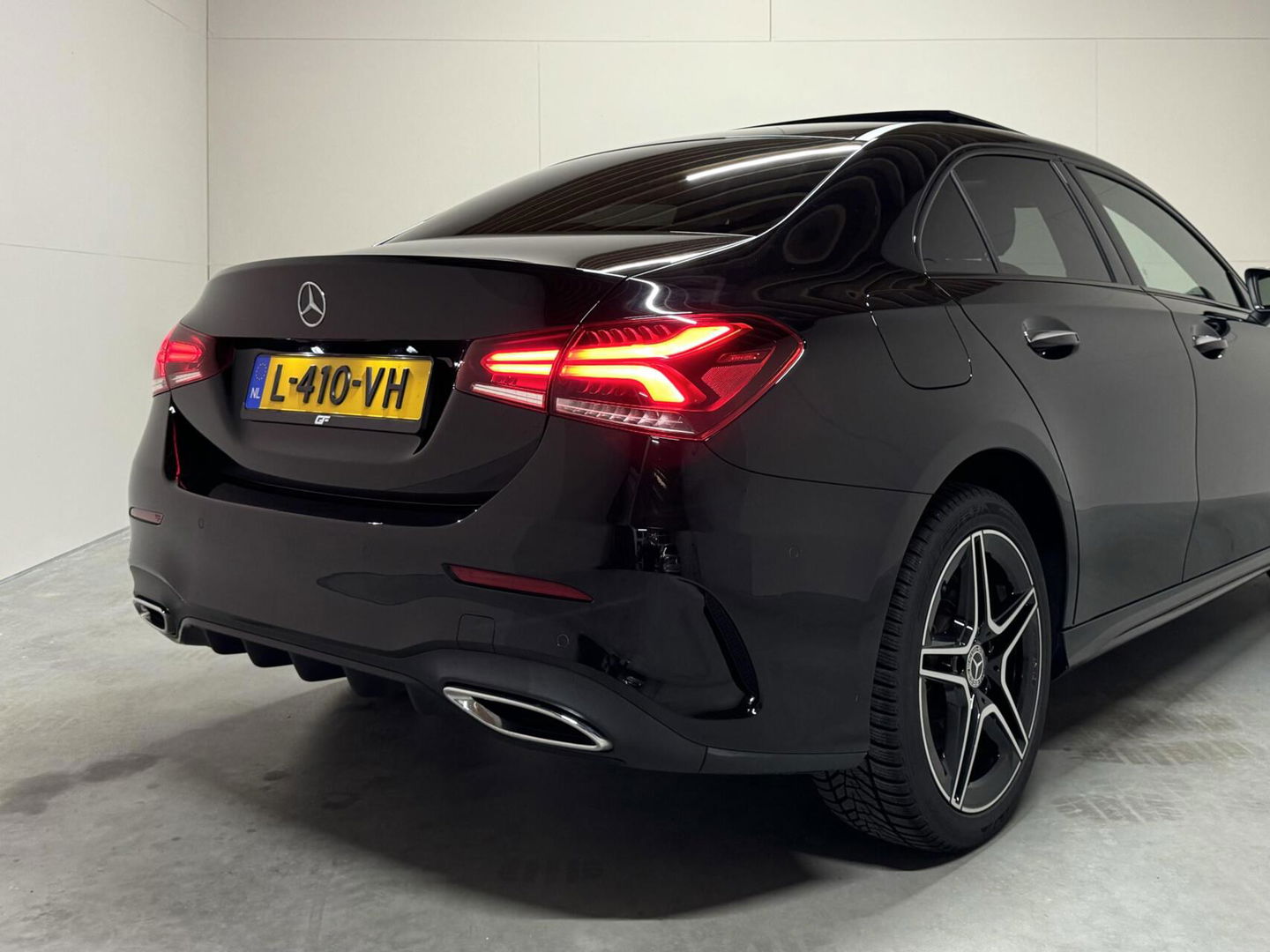Mercedes-Benz A-Klasse 250 e Limo AMG Night Pano Memory Sfeer Carplay NAP