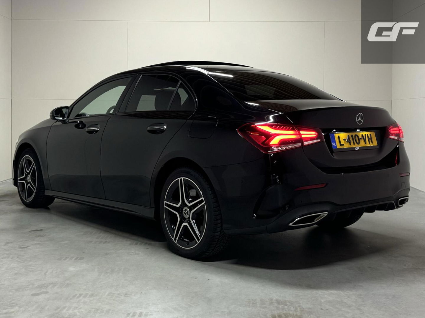 Mercedes-Benz A-Klasse 250 e Limo AMG Night Pano Memory Sfeer Carplay NAP