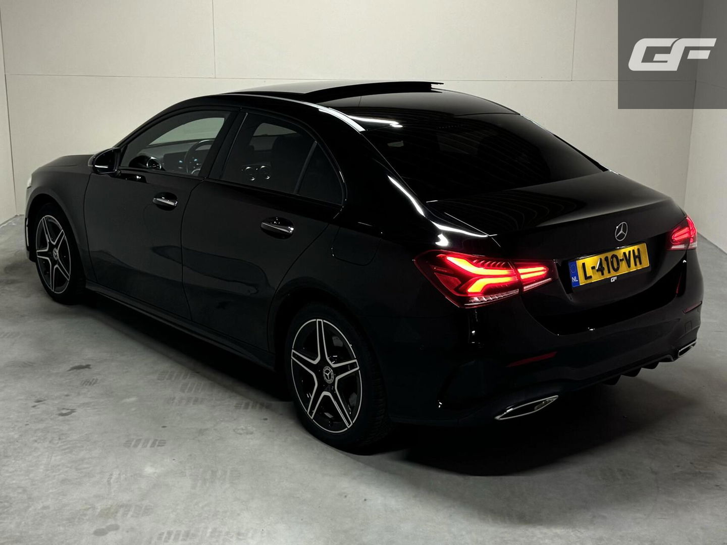 Mercedes-Benz A-Klasse 250 e Limo AMG Night Pano Memory Sfeer Carplay NAP