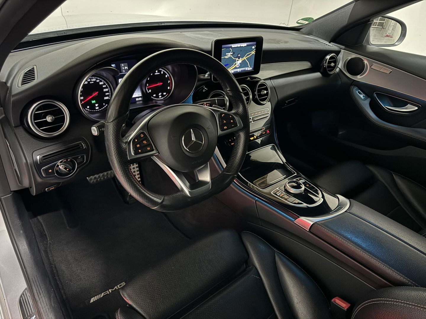 Mercedes-Benz C-Klasse Estate 180 AMG Pano Cruise Camera Leer Trekh. NAP
