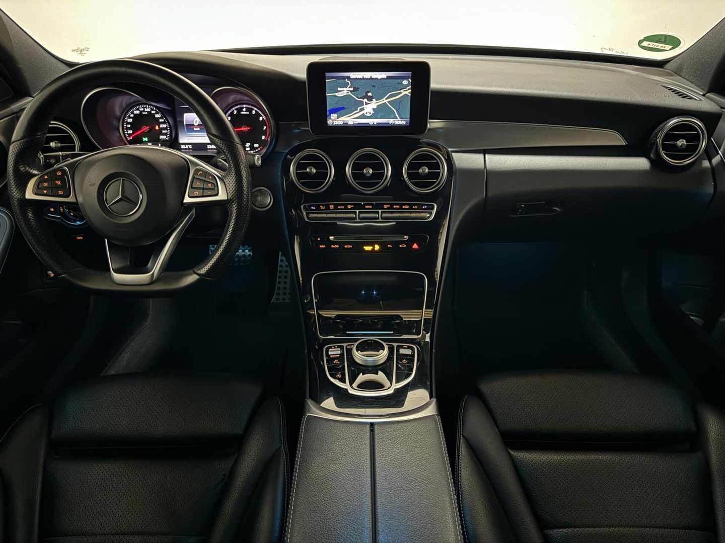Mercedes-Benz C-Klasse Estate 180 AMG Pano Cruise Camera Leer Trekh. NAP