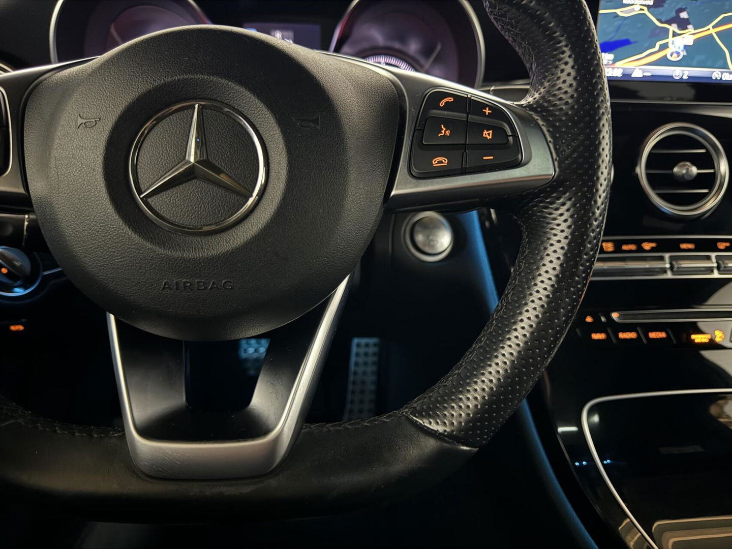 Mercedes-Benz C-Klasse Estate 180 AMG Pano Cruise Camera Leer Trekh. NAP