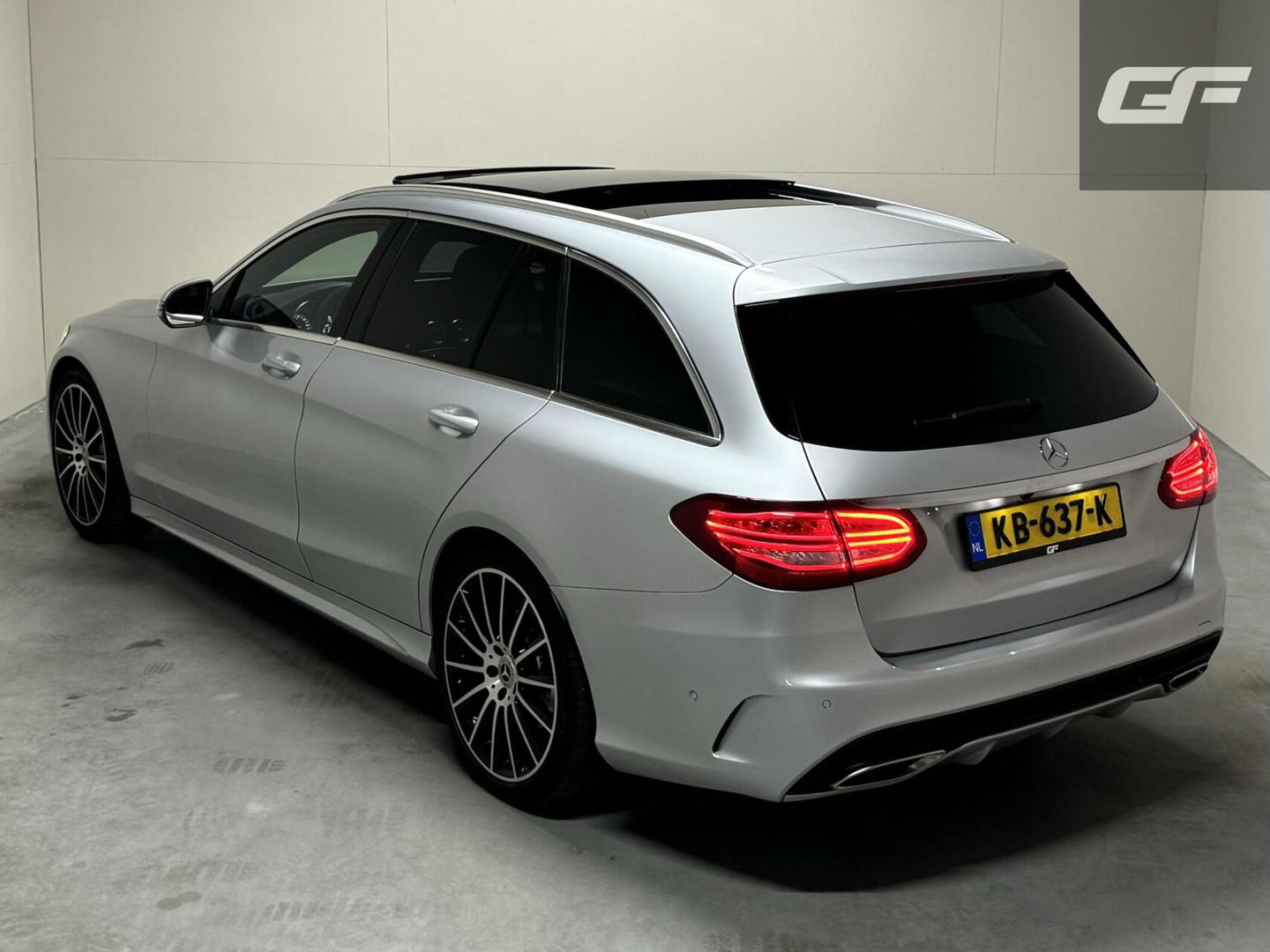 Mercedes-Benz C-Klasse Estate 180 AMG Pano Cruise Camera Leer Trekh. NAP