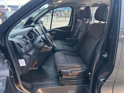 Renault Trafic 2.0 dCi 145pk EDC L2H1 DC Luxe | Navigatie | LED | Velgen | Sidebars | Automaat | Dubbel cabine |