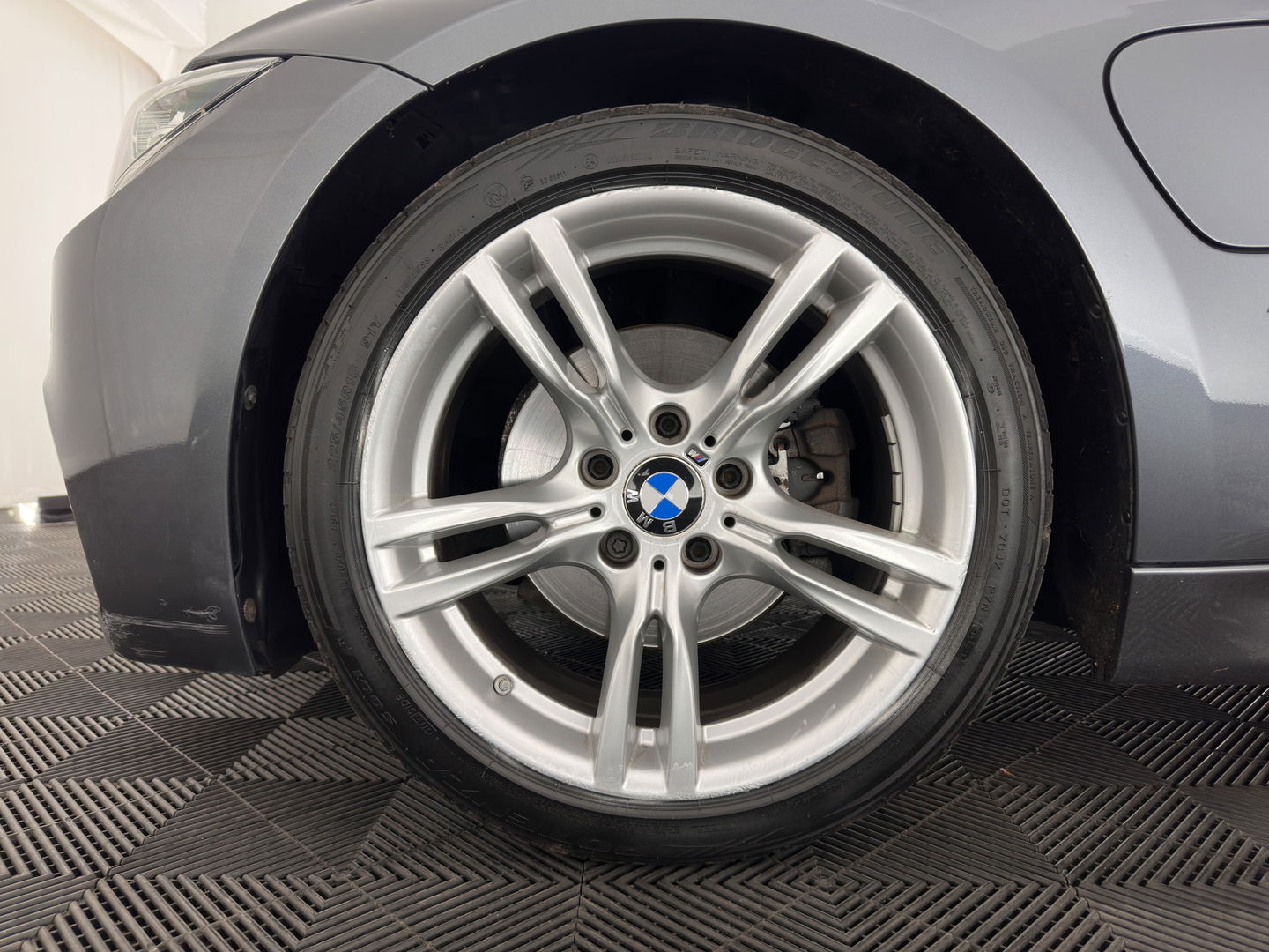 BMW 3-serie 330e M-Sportpack IPerformance Plug-In Aut. *PANO | LUXURY-LEATHER | FULL-LED | HEATED-SPORTSEATS | KEYLESS | HIFI-SOUND | NAVI-FULLMAP | ECC | SHIFT-PADDLES | PDC | CRUISE | 18''ALU*