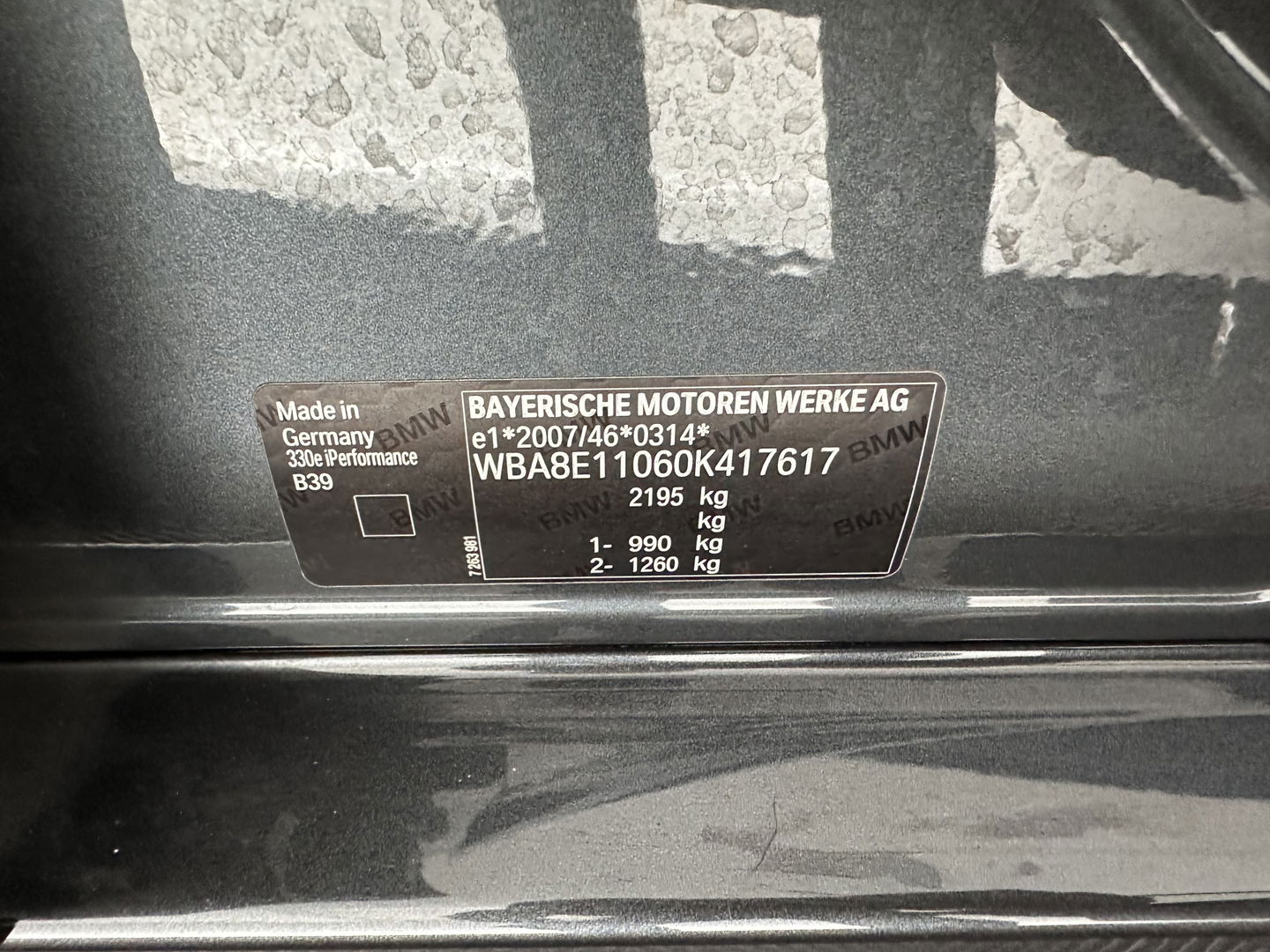 BMW 3-serie 330e M-Sportpack IPerformance Plug-In Aut. *PANO | LUXURY-LEATHER | FULL-LED | HEATED-SPORTSEATS | KEYLESS | HIFI-SOUND | NAVI-FULLMAP | ECC | SHIFT-PADDLES | PDC | CRUISE | 18''ALU*