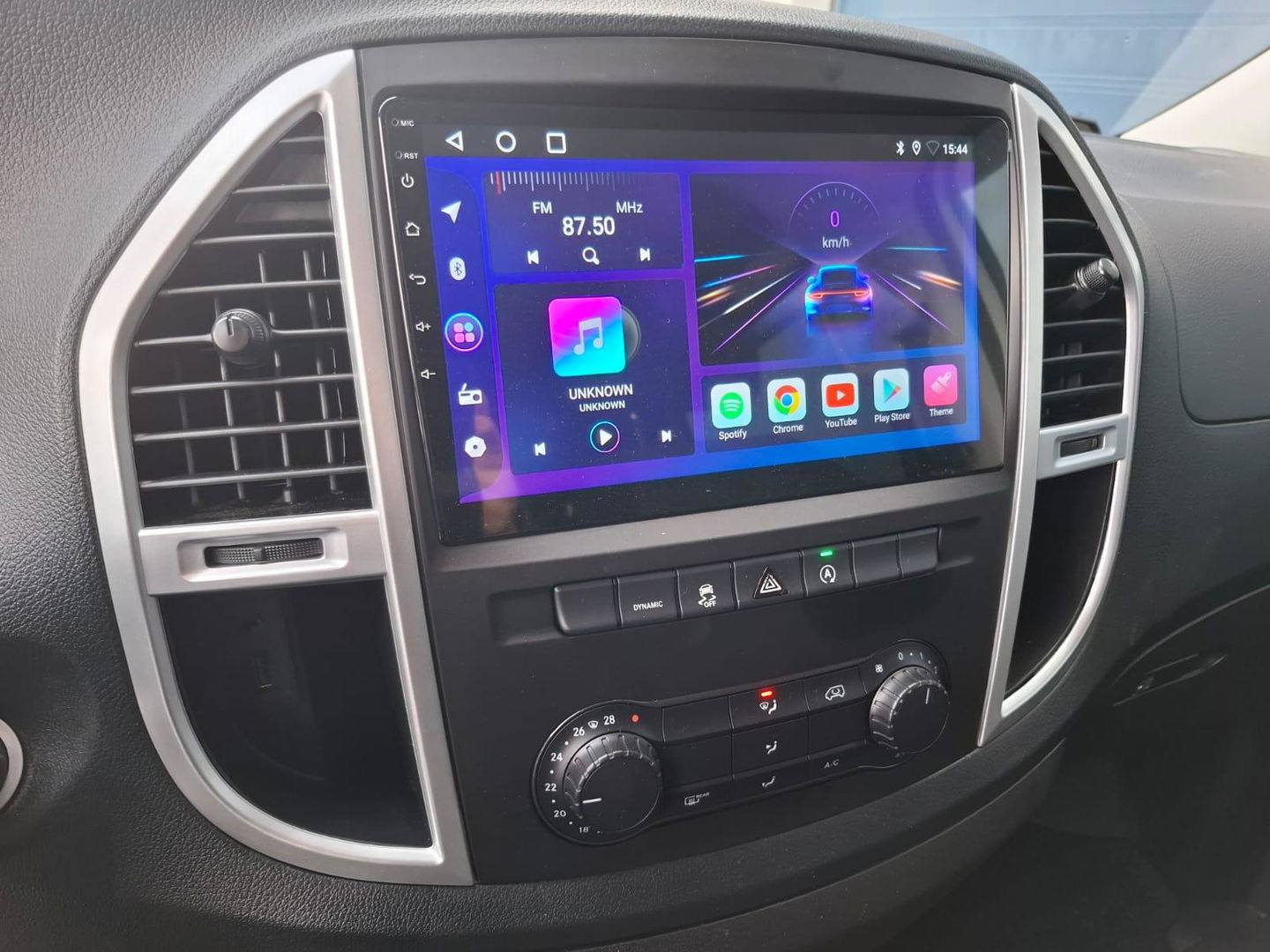 Mercedes-Benz Vito 114 CDI Lang DC Comfort DUBBEL CABINE / NAVI / CAMERA / APPLE CARPLAY / TREKHAAK