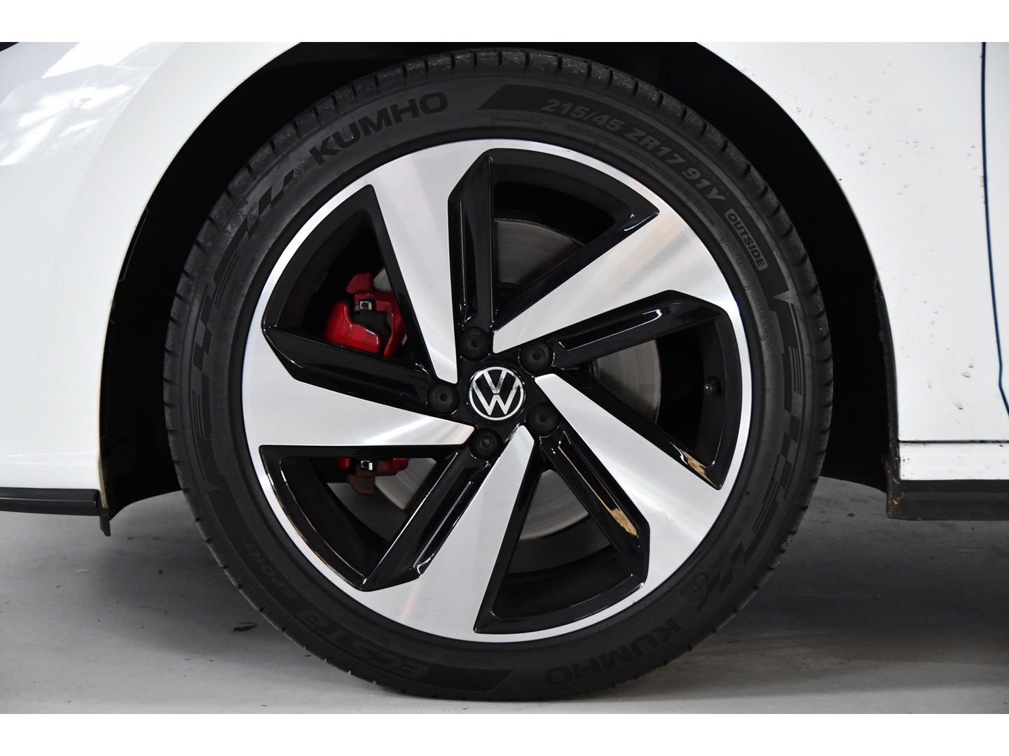 Volkswagen Polo 2.0 TSI GTI PANO IQ light Lane assist ACC