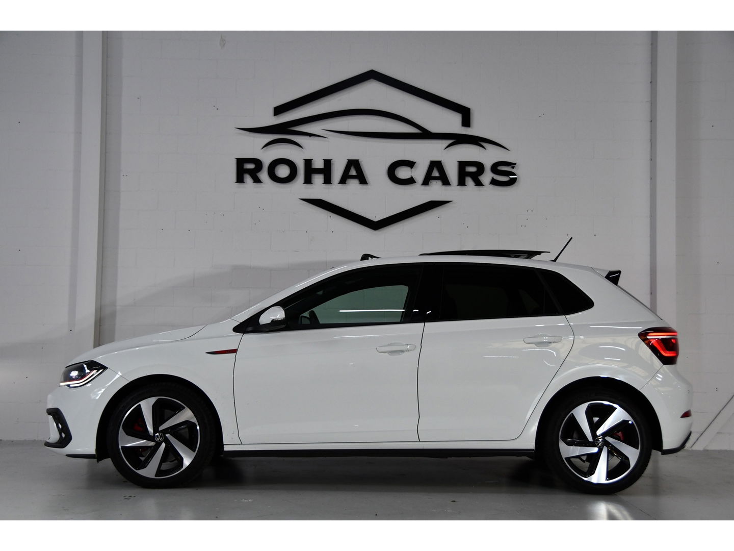 Volkswagen Polo 2.0 TSI GTI PANO IQ light Lane assist ACC