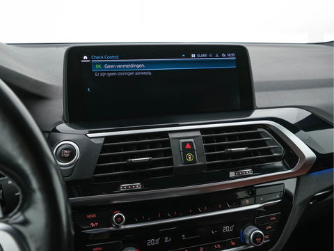 BMW X3 xDrive30e eDrive Edition M-Sportpack Plug-In (INCL-BTW) *LUXURY-LEATHER | FULL-LED | DIGI-COCKPIT | HIFI-SOUND | CARPLAY | DAB+ | HEATED-SPORTSEATS | AMBIENT-LIGHT | TOWBAR  | PRIVACY-GLASS | CARPLAY | SHIFT-PADDLES |  21''ALU*