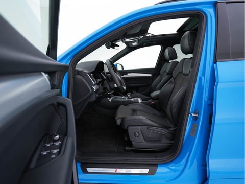 Audi Q5 Audi Q5 50 TFSI e S-Line Black-Edition Quattro Plug-In (INCL-BTW) *PANO | LEATHER-FABRIC | FULL-LED | DIGI-COCKPIT | NAVI-FULLMAP | HEATED-SPORTSEATS | KEYLESS | DAB+ | CAMERA | PRIVACY-GLASS | SHIFT-PADDLES | ECC | AMBIENT-LIGHT | PDC | CRUISE .