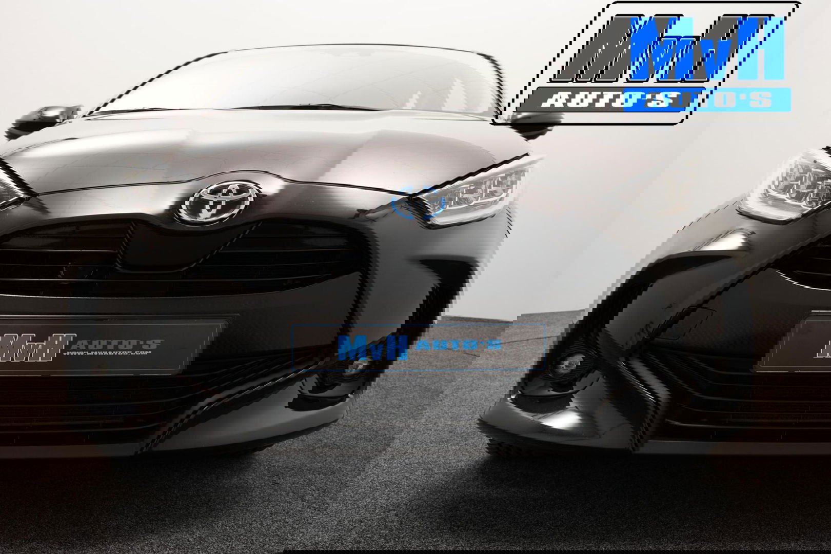 Toyota Yaris 1.5 Hybrid Business Plus|CAMERA|LED|CARPLAY|ACC