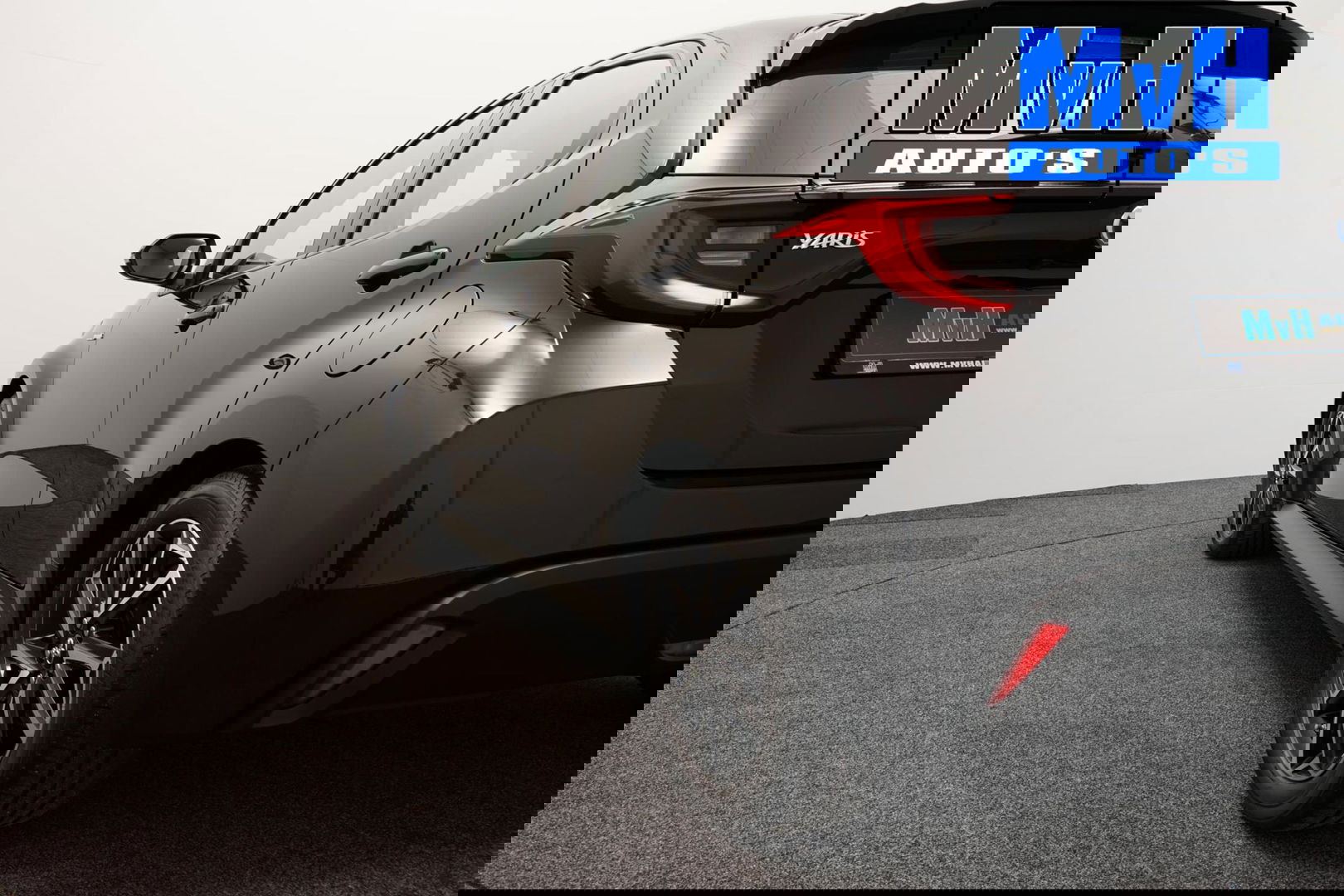 Toyota Yaris 1.5 Hybrid Business Plus|CAMERA|LED|CARPLAY|ACC