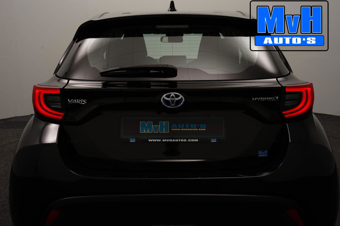 Toyota Yaris 1.5 Hybrid Business Plus|CAMERA|LED|CARPLAY|ACC