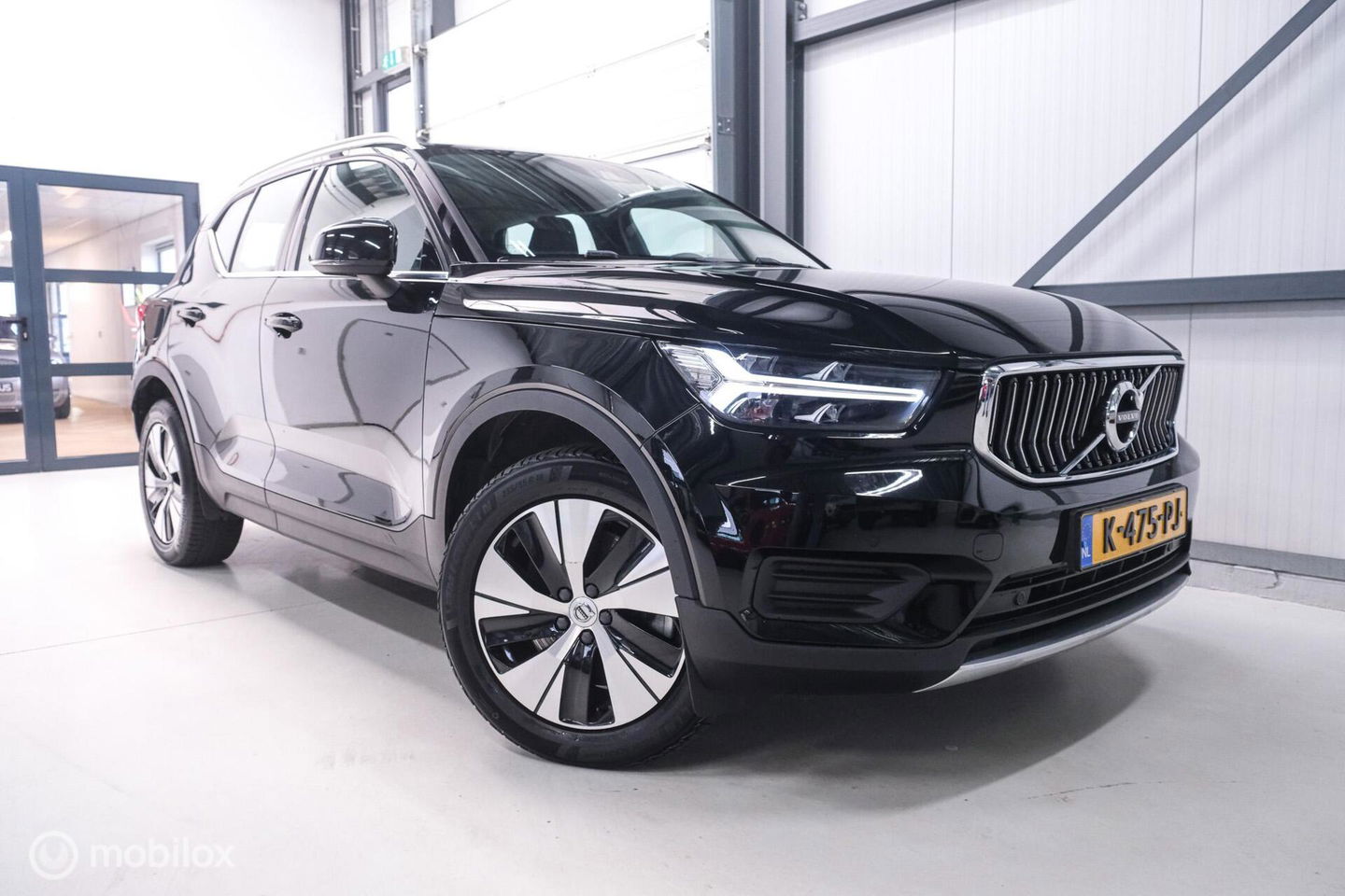 Volvo XC40 1.5 T4 Recharge Inscription Expression | Trekhaak | Camera | Stoel + stuurwielverwarming | btw auto | 1e eigenaar | rijklaarprij